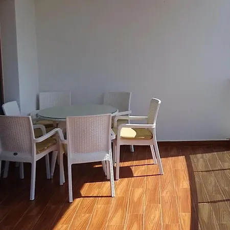 Apartment Azura Park *